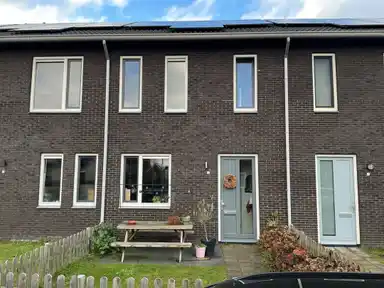 89m2 house te huur voor 716.59€/maand in Julianastraat 25, Meppel