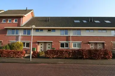 111m2 house to rent for 2050€/month in Ida Gerhardtstraat, Almere