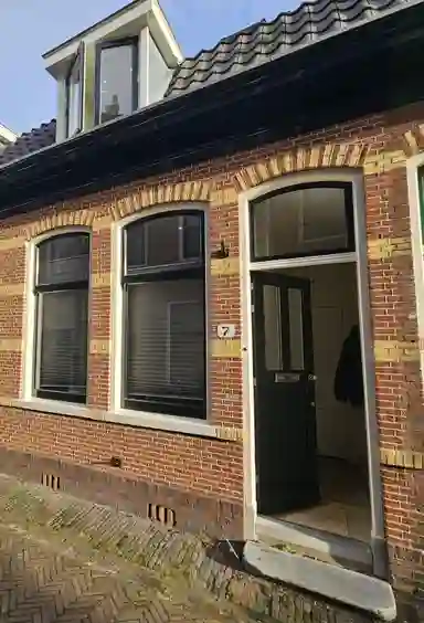 65m2 house à louer pour 2350€/mois à Leliestraat 7, Haarlem