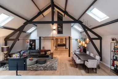 239m2 apartment to rent for 3850€/month in Frederiklaan, Eindhoven