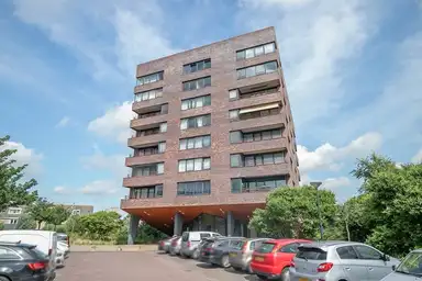 80m2 apartment à louer pour 2250€/mois à H. Diesveldsingel, Amsterdam