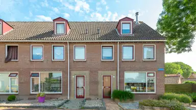 m2 house to rent for 904.77€/month in Vismarkt 2, Vollenhove