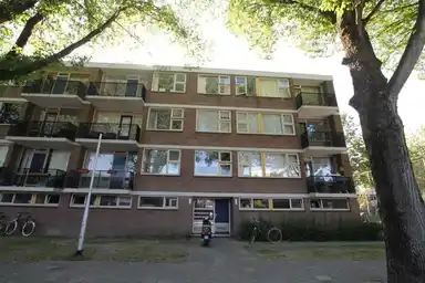 70m2 apartment to rent for 1249€/month in Muiderslotstraat, Tilburg