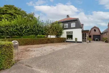 137m2 house to rent for 1700€/month in Domstraat, Holkerveen