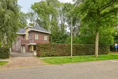 220m2 house to rent for 4750€/month in Guirlande 205, The Hague