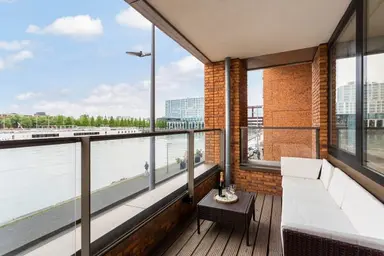 82m2 apartment to rent for 2200€/month in Kratonkade 662, Rotterdam