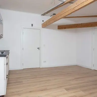 32m2 apartment à louer pour 754€/mois à Burgemeester van Nispenstraat, Doetinchem
