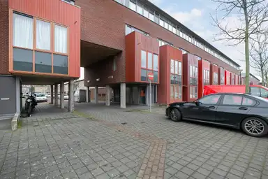 60m2 apartment to rent for 2450€/month in Valutaboulevard, Amsterdam