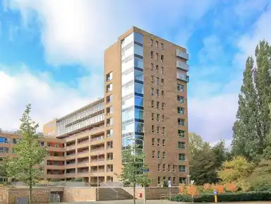 117μ² apartment προς ενοικίαση για 2950€/μήνα σε Amstelveen