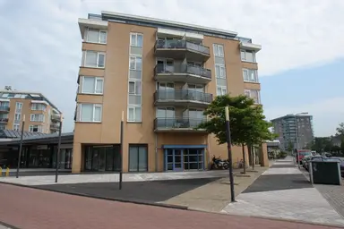 85m2 apartment te huur voor 1250€/maand in Botterweg 79, Diemen