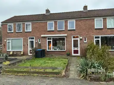 92m2 house te huur voor 716.59€/maand in Lage Esch 3, Oosterwolde
