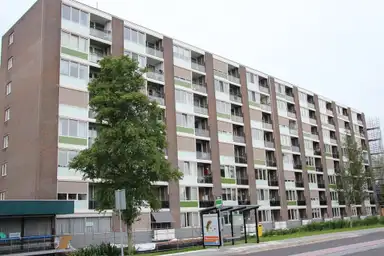 38m2 apartment to rent for 903.27€/month in Anna van Burenlaan 827, Alphen aan den Rijn