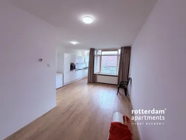 95m2 house in affitto per 1590€/mese a Vlaardingerdijk, Schiedam
