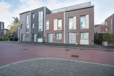 125m2 house in affitto per 1550€/mese a Verspuystraat 8, Gouda