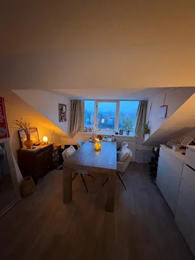 40μ² room προς ενοικίαση για 550€/μήνα σε Floresstraat, Haarlem