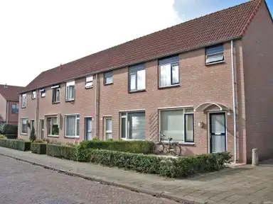 75m2 house to rent for 741.83€/month in Goudenregenstraat 26, Almelo