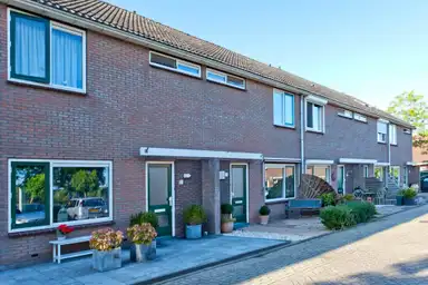 62m2 house to rent for 960.83€/month in Dokter Schreuderstraat 53, Zwammerdam