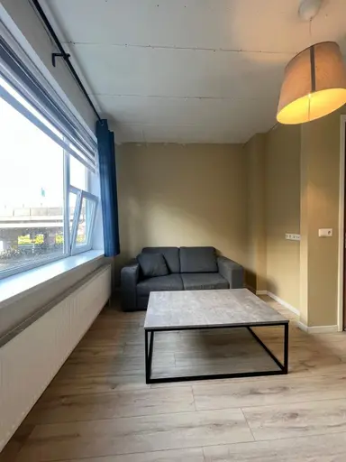 38μ² studio προς ενοικίαση για 1295€/μήνα σε Parkweg, Groningen
