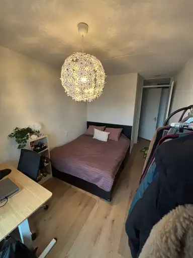 11m2 room zur Miete für 300€/Monat in Postjesweg, Amsterdam