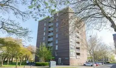 72m2 apartment to rent for 1050€/month in Messiaenplantsoen, Almere