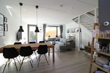 115m2 house à louer pour 1500€/mois à Pelikaanstraat, Groningen