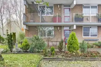 52m2 apartment to rent for 1950€/month in Weegbreestraat 112, Nieuw-Vennep