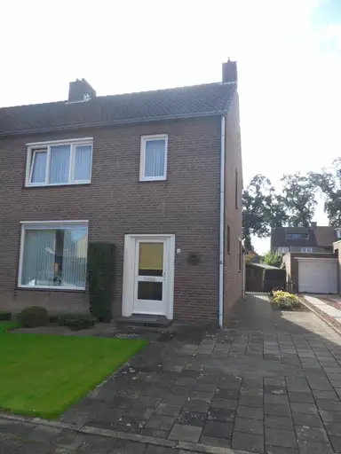 75m2 house in affitto per 731€/mese a Heer Gosewijnstraat 8, Born