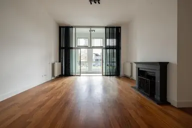 103m2 apartment to rent for 2045€/month in Kapelstraat 83, Rotterdam