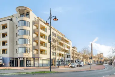 101m2 apartment to rent for 2350€/month in Lammermarkt 168, Leiden