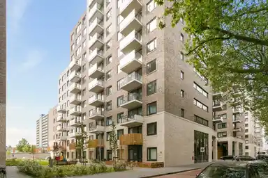 50m2 apartment à louer pour 1059€/mois à 1e Lulofsdwarsstraat 6R, The Hague