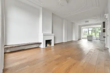 110m2 apartment te huur voor 3500€/maand in Vossiusstraat, Amsterdam