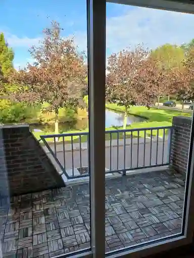 100m2 apartment to rent for 2950€/month in Van Limburg Stirumlaan, Hillegom