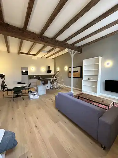 85μ² apartment προς ενοικίαση για 1800€/μήνα σε Lange Nieuwstraat, Schiedam