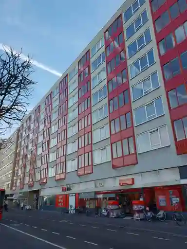 78μ² apartment προς ενοικίαση για 1002€/μήνα σε Stationsplein, Leiden