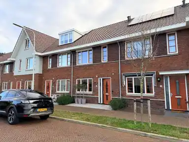 123m2 house te huur voor 2450€/maand in Van der Waalsstraat, Katwijk