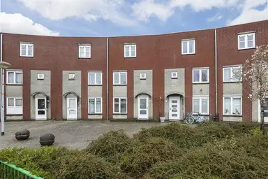 118m2 house zur Miete für 2400€/Monat in Etty Hillesumplantsoen 33, Hoofddorp