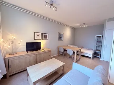 28m2 studio te huur voor 1450€/maand in Oudedijk, Rotterdam