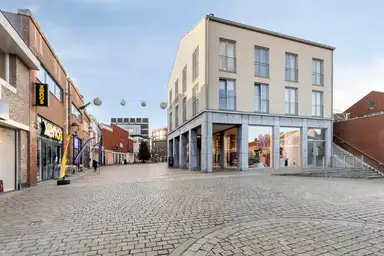 113m2 apartment to rent for 1325€/month in Sint-Josephstraat, Bergen op Zoom