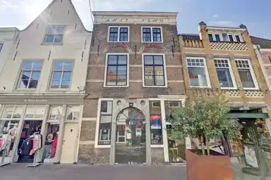130m2 apartment to rent for 1550€/month in Papenstraat, Middelburg