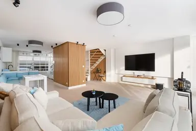 116m2 apartment à louer pour 2500€/mois à Rederserf 49, The Hague