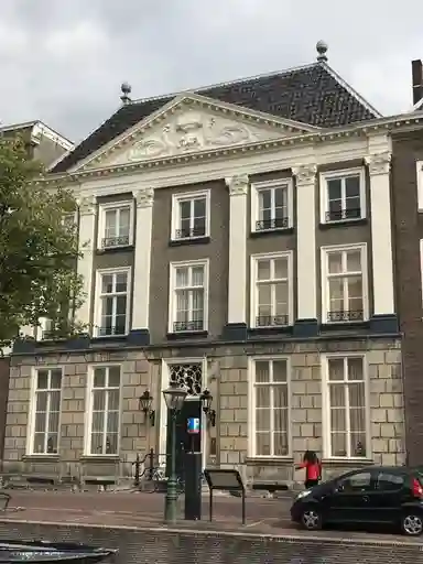 80m2 apartment te huur voor 2950€/maand in Rapenburg, Leiden