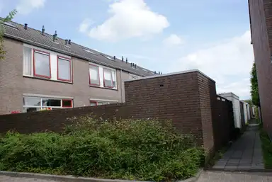 91m2 house to rent for 785.54€/month in Binkhorst 72, Alphen aan den Rijn