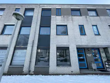 139m2 house à louer pour 1228€/mois à Laan van Vlaanderen 606, Amsterdam