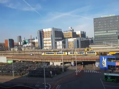 78m2 apartment zur Miete für 1072€/Monat in Stationsplein, Leiden