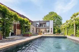 400μ² house προς ενοικίαση για 4650€/μήνα σε Max Havelaardreef, Oosterhout