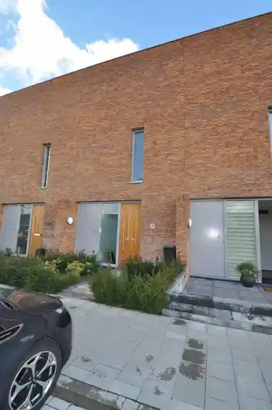 105m2 house à louer pour 1850€/mois à Parkwachters, Best