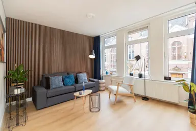 55m2 apartment à louer pour 2495€/mois à Albert Cuypstraat 191-1, Amsterdam
