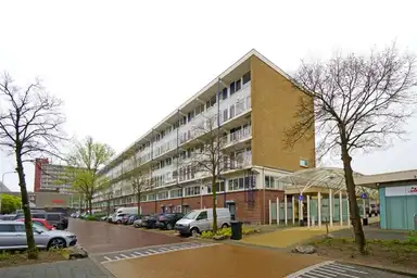 87m2 apartment in affitto per 1650€/mese a Van Tuyll van Serooskerkenstraat, Voorburg