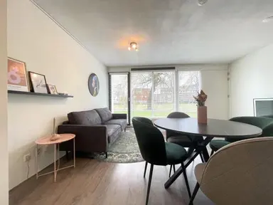 60μ² studio προς ενοικίαση για 1350€/μήνα σε Jacob Schorerlaan, The Hague