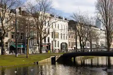 50m2 apartment te huur voor 2490€/maand in Mauritsweg, Rotterdam